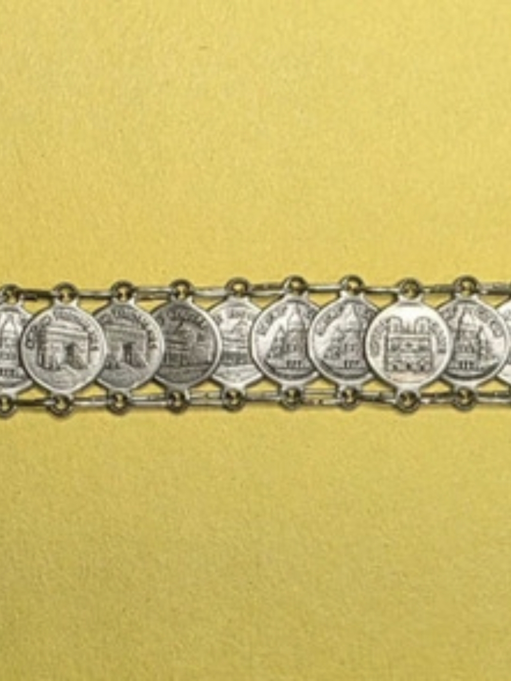 Vintage París Landmarks Coin Bracelet Eiffel Tower Louvre Sacre Coeur Silver Ton